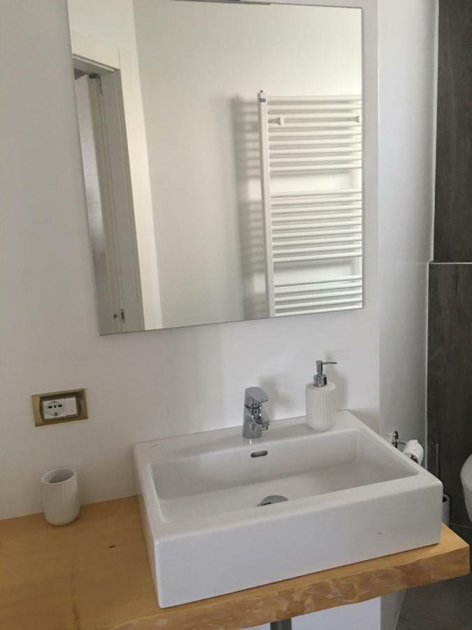 Millys Riva Apartments Luaran gambar